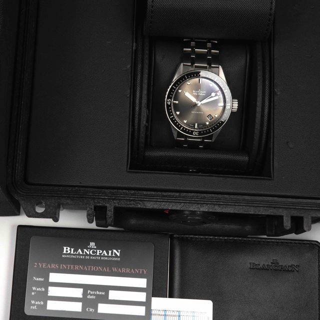 Blancpain Fifty Fathoms 5000-1110-NABA Image 6